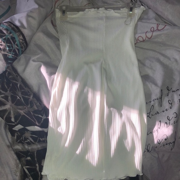 Strapless dress - Picture 2 of 3